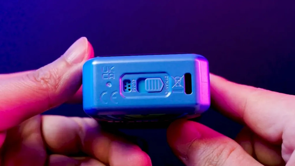 Geek Bar Digiflavor Lush 20K – Explozia Aromatică „Gheață cu Fructe de Pădure Triple” care Cucerește România în 2025
