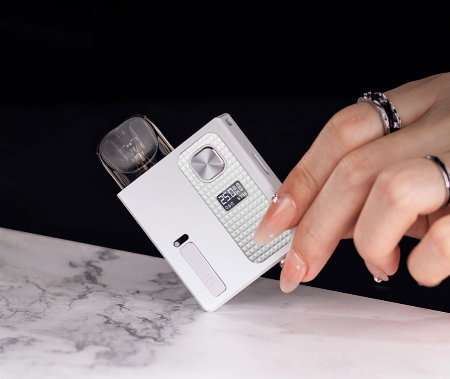 Lost Vape URSA Baby Pro Pod Kit - alb sidefat: Discreție, performanță și eleganță într-un singur dispozitiv
