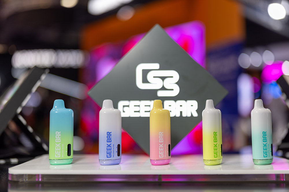 Geek Bar Meloso Ultra 10000 Puffs – Gheață de Pepene Verde: Răcorirea Ultimativă în Format de Vape
